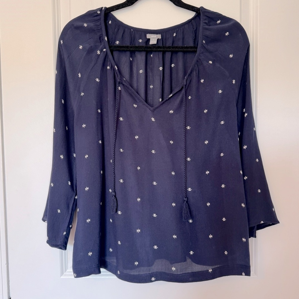 Aerie Navy Blue Geo Print Women's MediumTop